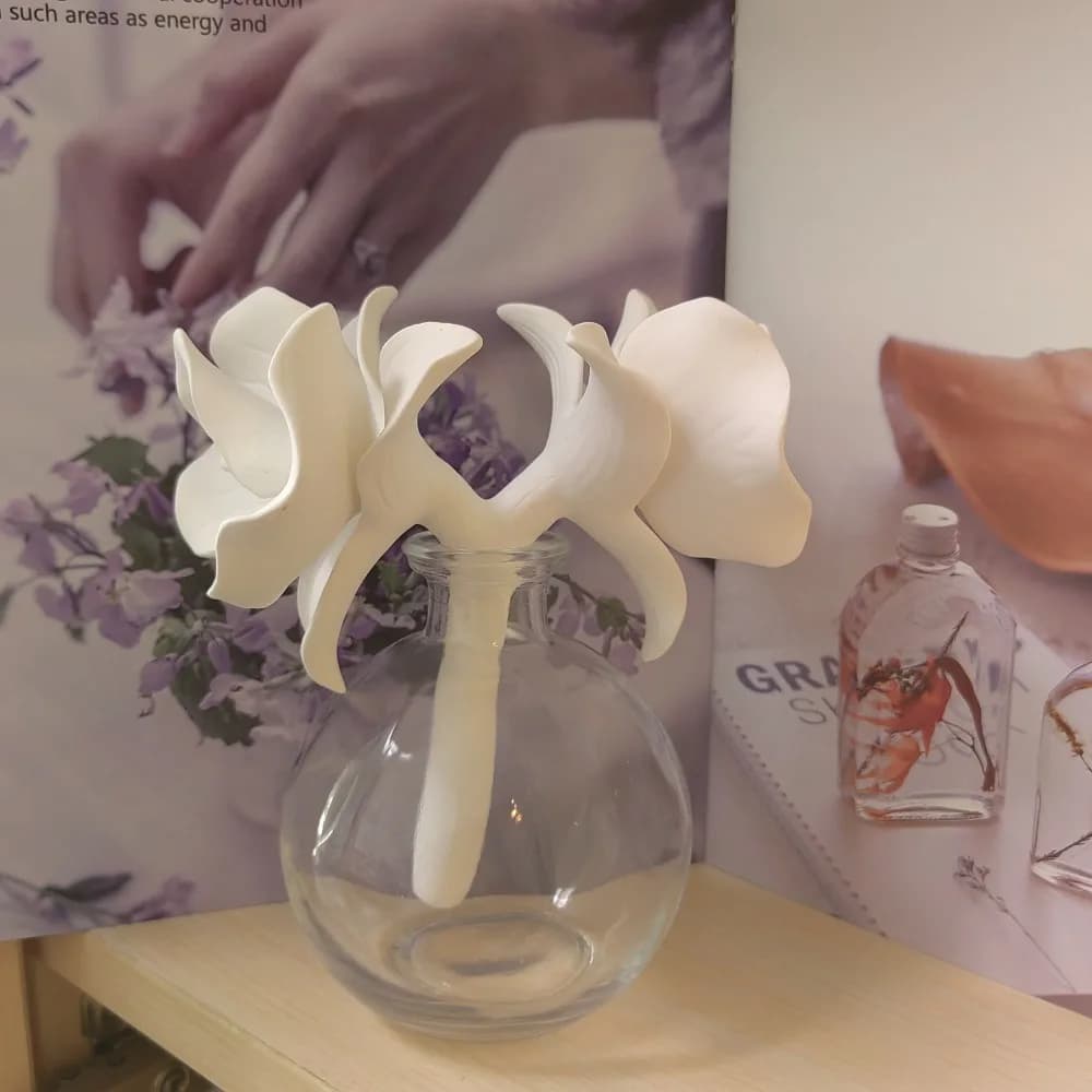 Diffuseur de fleurs d'orchidée en céramique à double tête, fleur en céramique blanche artisanale de qualité supérieure pour la décoration de la maison et les cadeaux