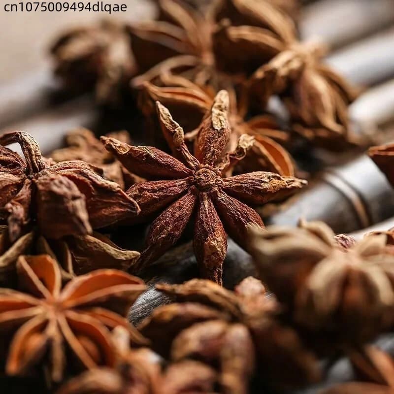 Épices naturelles pures de haute qualité : bâtonnets d'anis étoilé et de cannelle pour l'aromathérapie, les loisirs créatifs et la décoration de la maison et des mariages