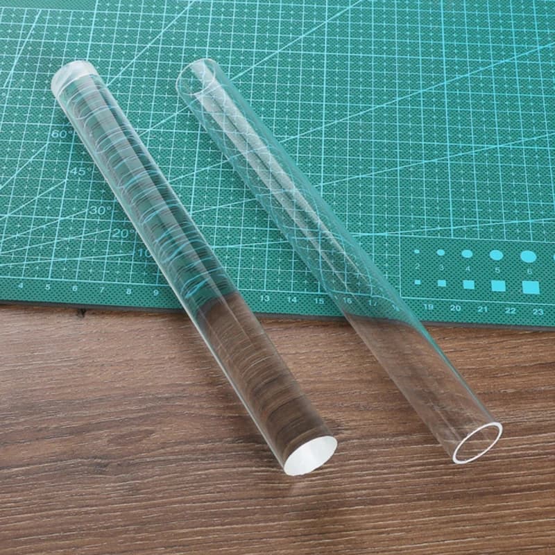 Rouleau d'argile de poterie transparente solide