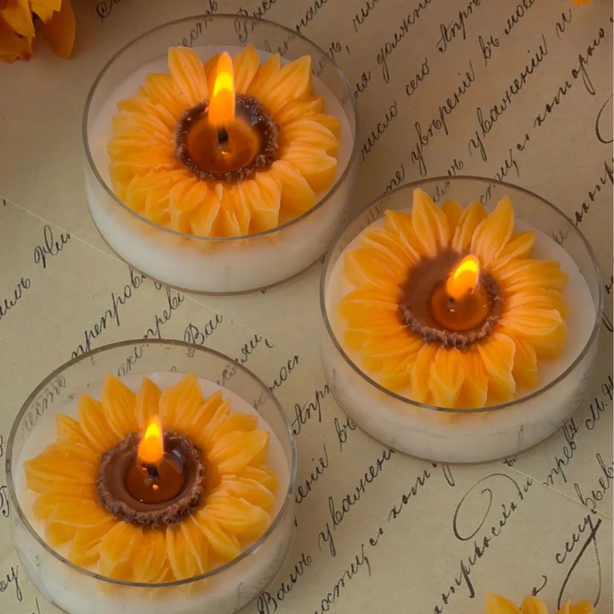 Bougie d'aromathérapie en forme de fleur de tournesol, en cire de soja faite à la main, sans fumée, décoration de la maison, cadeau créatif, 1 pièce