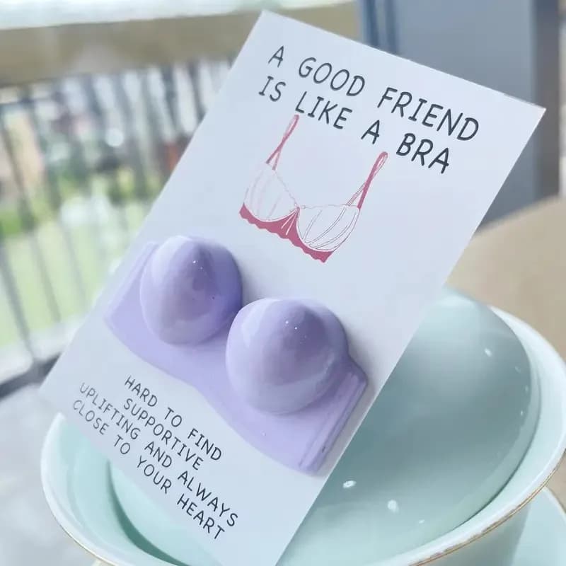 1 carte d'encouragement au déclenchement : un bon ami est comme un soutien-gorge – Parfaite pour le nouvel an, le carnaval, le Thanksgiving, la remise des diplômes, Chri