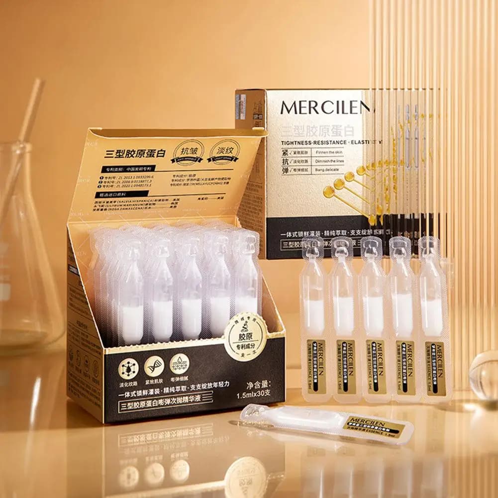 Boost d'hydratation quotidien avec des ampoules de collagène de type III et d'acide hyaluronique favorisant une texture de peau lisse et confortable