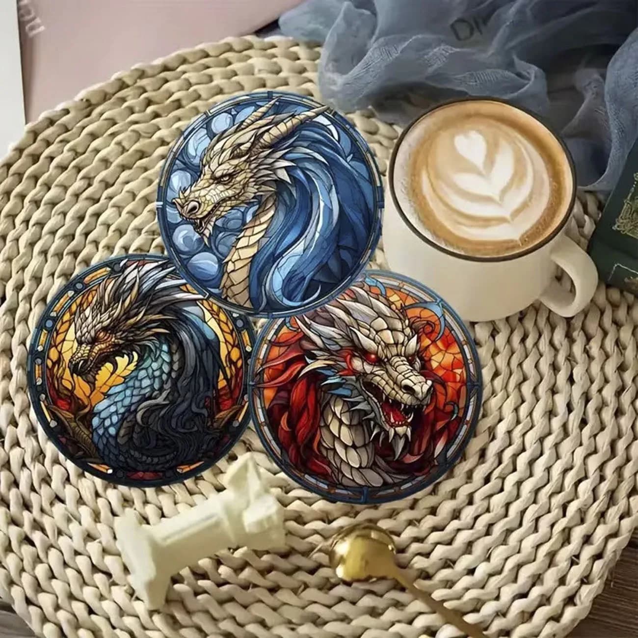Ensemble de 8 dessous-de-verre en bois sur le thème du dragon, dessous-de-verre en bois composite rond et durable pour la protection du bureau