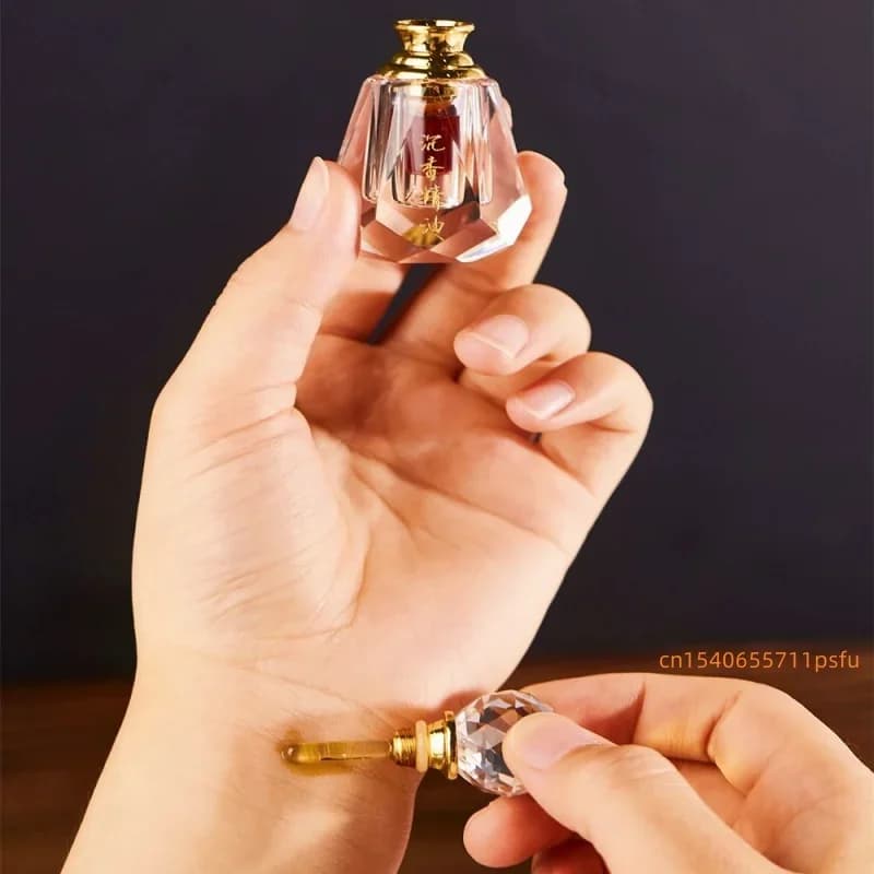 Huile Oud de cambodge de haute qualité, huile naturelle de Kynam, parfum lourd et durable, sommeil profond, réduit la pression, 2 g/bouteille, huile essentielle d'aloès