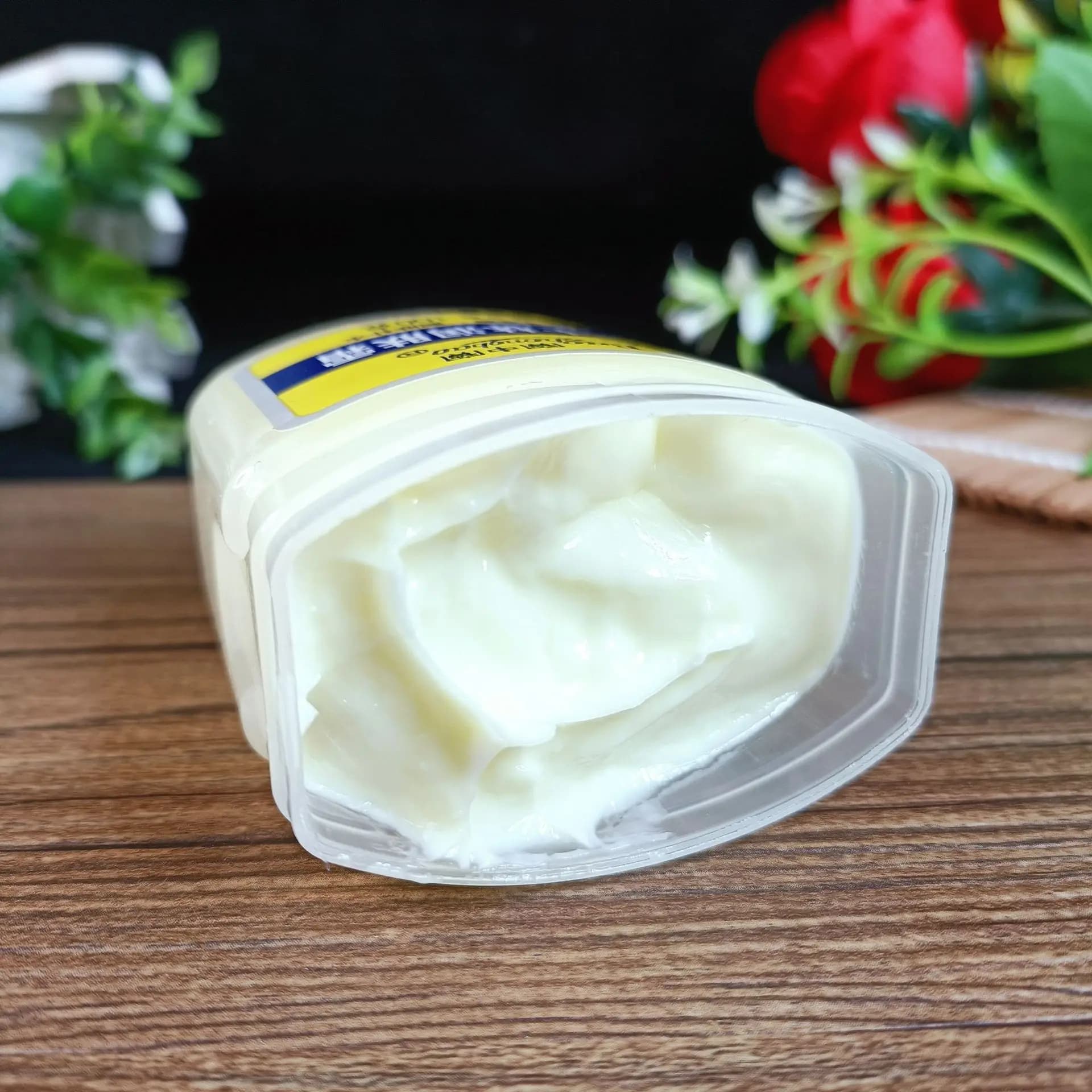 Vaseline hydratante et nourrissante pour le visage et le corps, crème anti-gerçure pour les peaux sèches et écailleuses, spécial pour l'hiver, 100g