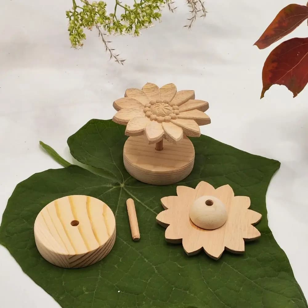 Diffuseur d'huiles essentielles marguerite en bois