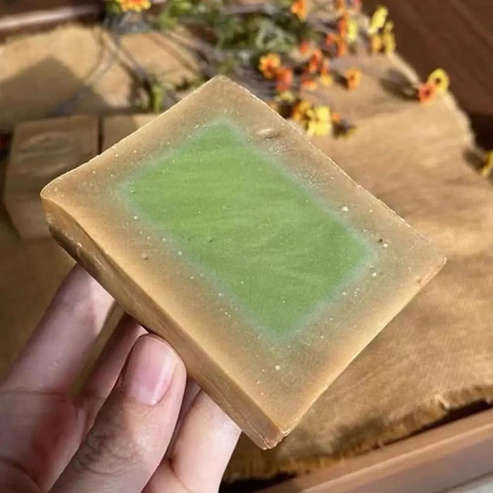 Savon à l'huile essentielle pour la croissance des cheveux