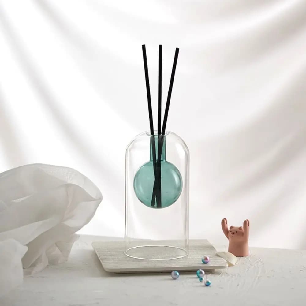 Bouteille diffuseur d'aromathérapie créative 130/200ML, diffuseur d'huile essentielle en verre minimaliste, rechargeable, exquis