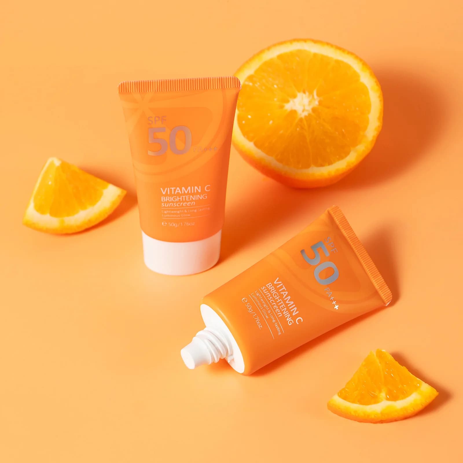 Éventuelles F50 +-Crème solaire à la vitamine C pour la peau grasse