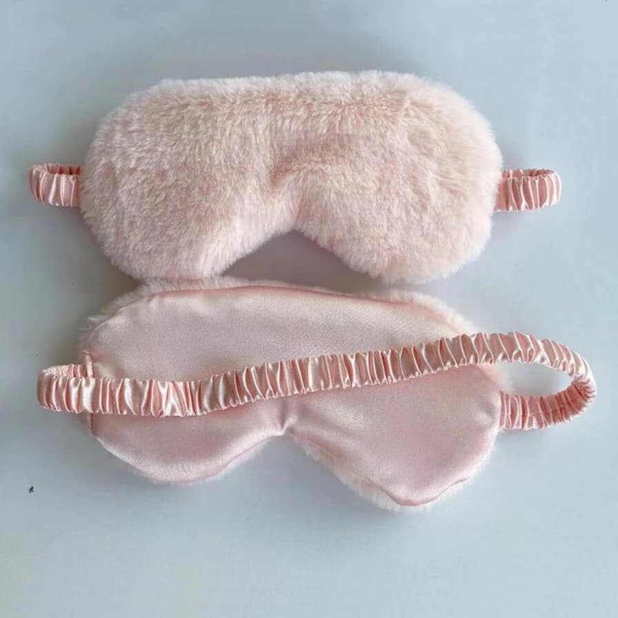 Masque de sommeil en peluche doux avec les yeux bandés, masques pour les yeux mignons, couverture de nuage d'amour, masque en peluche pour la sieste, couverture de santé pour les yeux