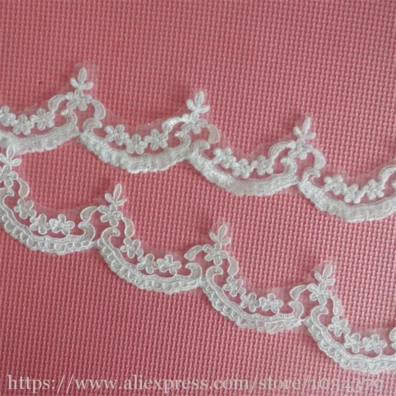 Tissu Délicat en Dentelle Ivoire/Blanc de 2 Mètres, 55mm, Fleur, Venise, Applique, Couture Artisanale, LW0284