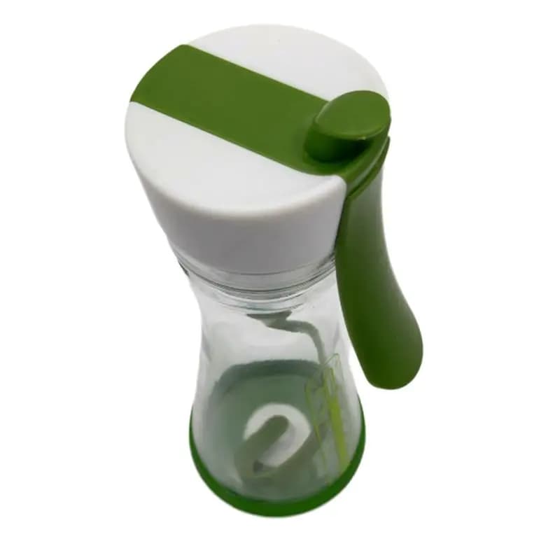 Bouteille de vinaigrette pratique pour salade maison