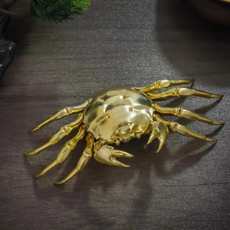 Figurine de crabe articulée