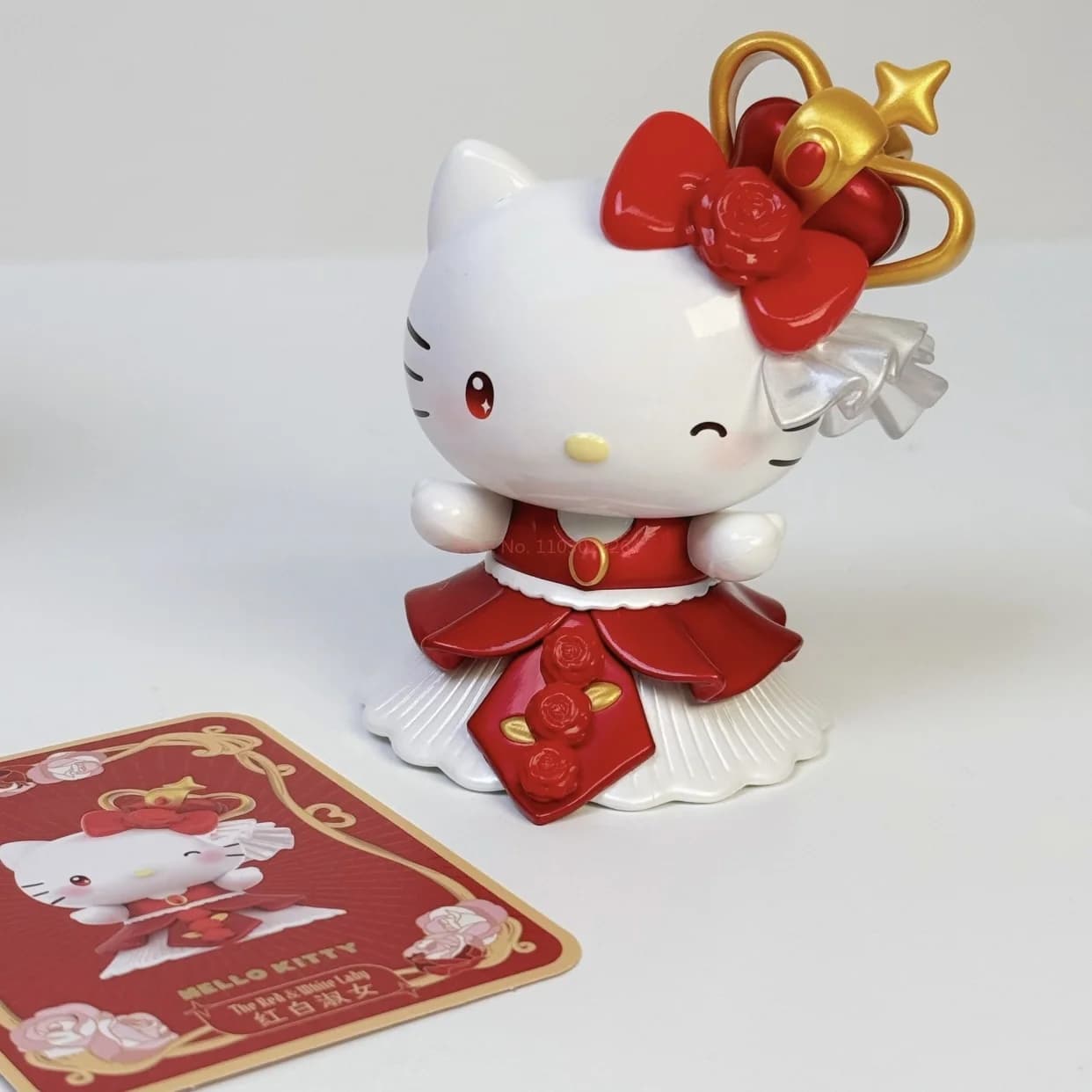 TOPTOY véritable Sanrio famille Rose série nuit boîte aveugle à la mode mignon à la main ornement de bureau cadeau de collection