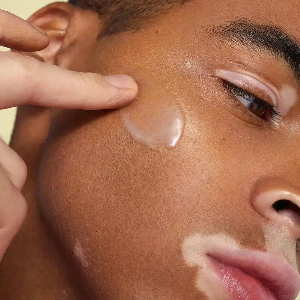 BYOMA Essence Double Réparation Barrière Cutanée Soin Élastifiant Instantané Hydratant Éclat Naturel Huile Essentielle